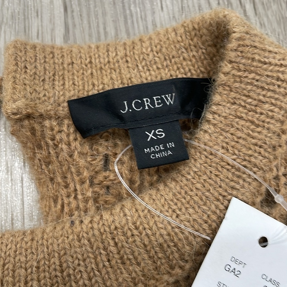 J crew Women's Balloon-sleeve cable-knit sweater - Picture 4 of 6